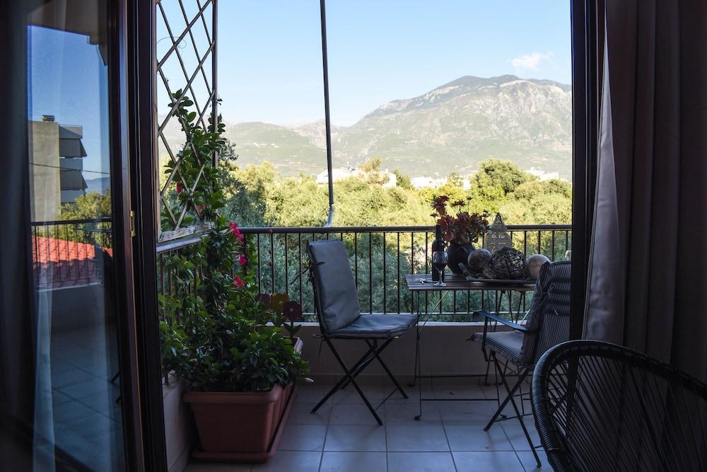 Amalia'S Serendipity - City Lights & Mountain Vistas Calamata Exterior foto
